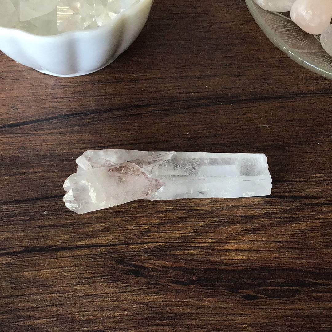 Raw Quartz Wand 3"