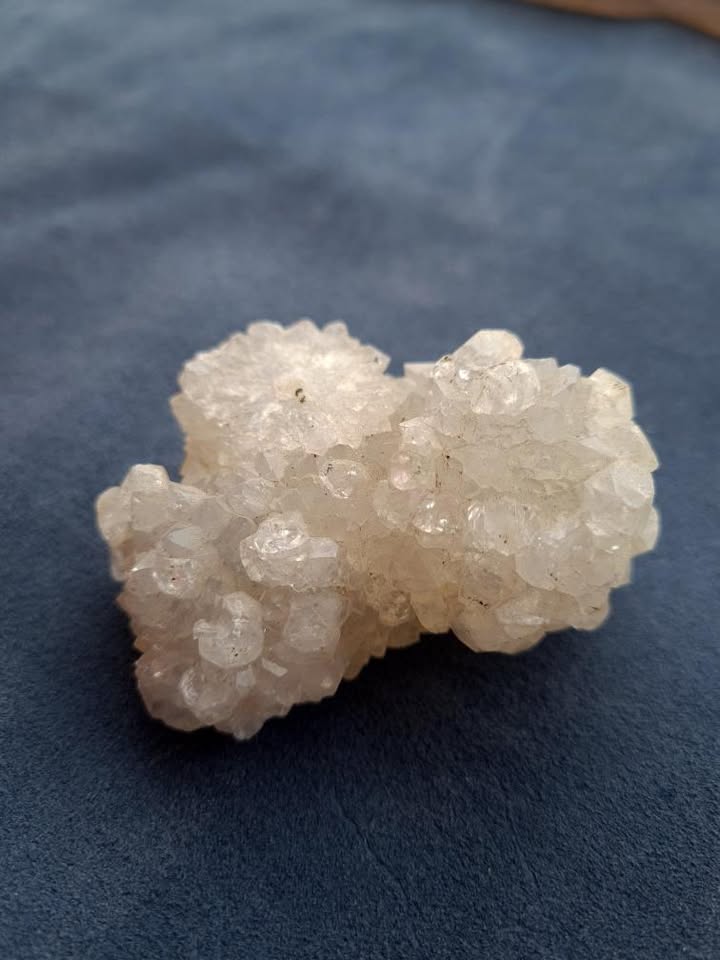 Apophyllite-Chalcedony Specimens