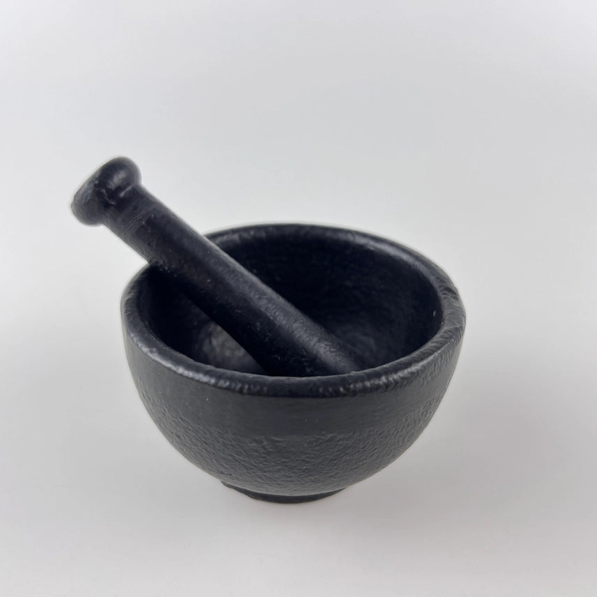 Cast Iron Cauldron - Pestle & Mortar